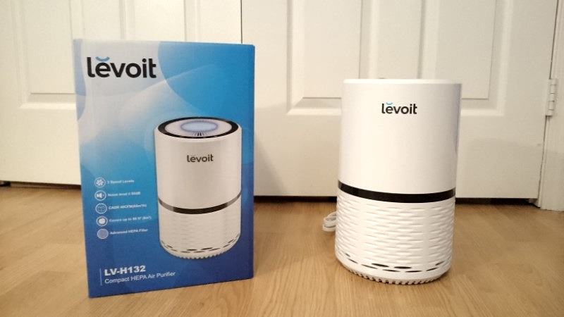 Levoit LV-H132 front image with box