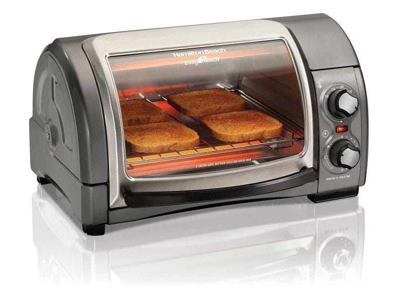 Image of Hamilton Beach Easy Reach model 31334D toaster oven toasting function
