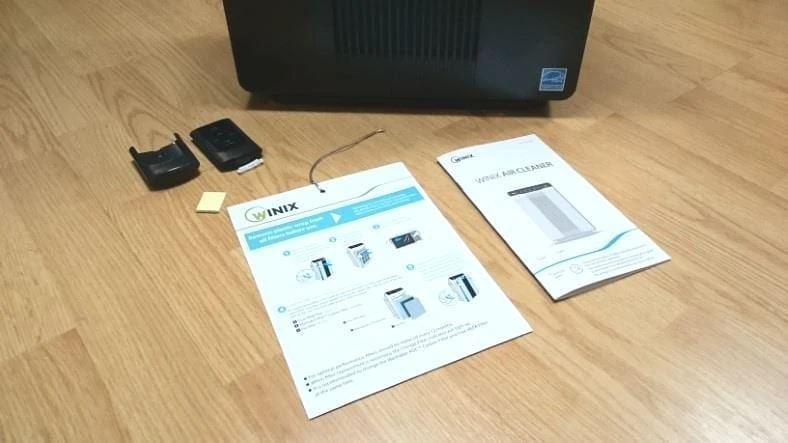 Image of items included in the Winix 5500-2 air purifier package