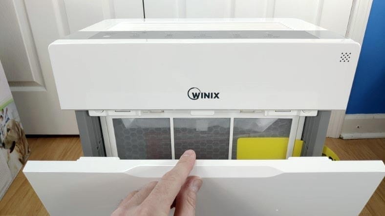 Image showing opening the Winix HR900 filter cover first time